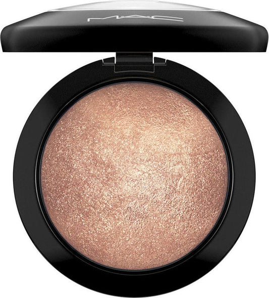 MAC Mineralize Skinfinish - Global Glow