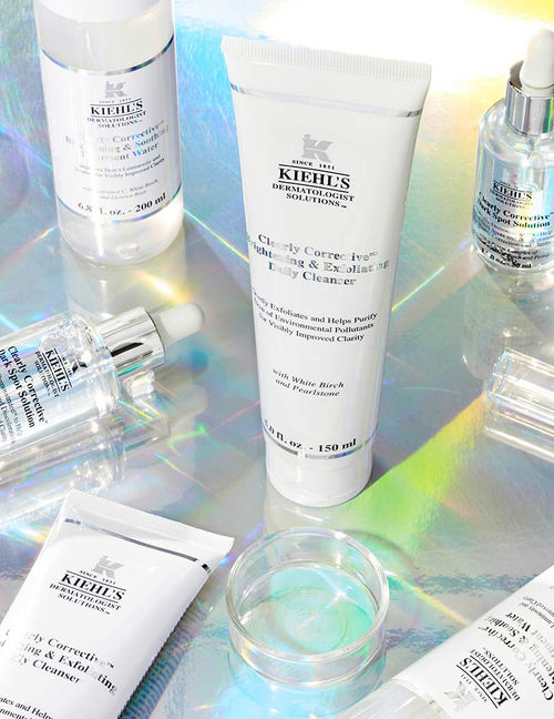 Kiehl's Clearly Corrective Brightening Exfoliating Daily Cleanser