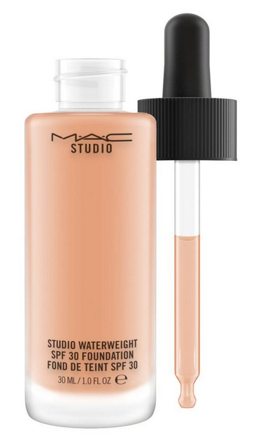 MAC Studio Waterweight Foundation SPF30 - NW22